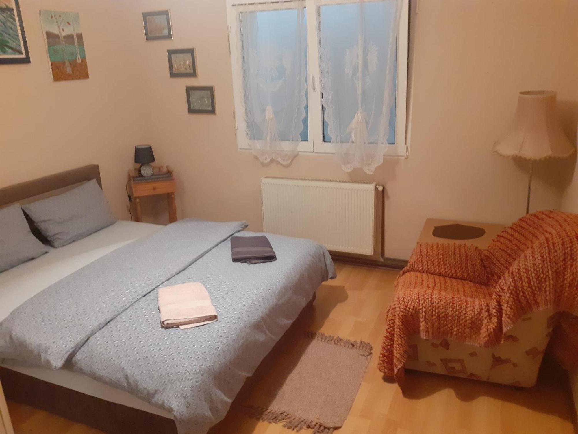 Mega Apartment Subotica Habitación foto